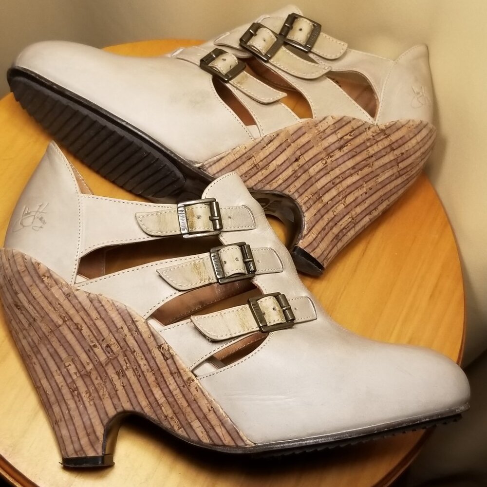 FLUEVOG Gray Farrah Sz 9.5 Adjustable Triple Strap Leather/Cork Wedge '70s Style - Picture 2 of 16